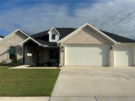 featured image of 1208 Peel Ln