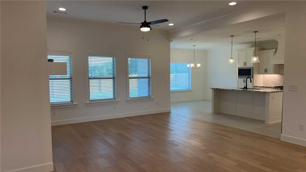 1208 Peel Ln - Photo 2 of 20