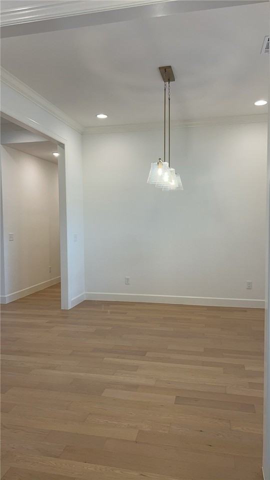 1208 Peel Ln - Photo 5 of 20