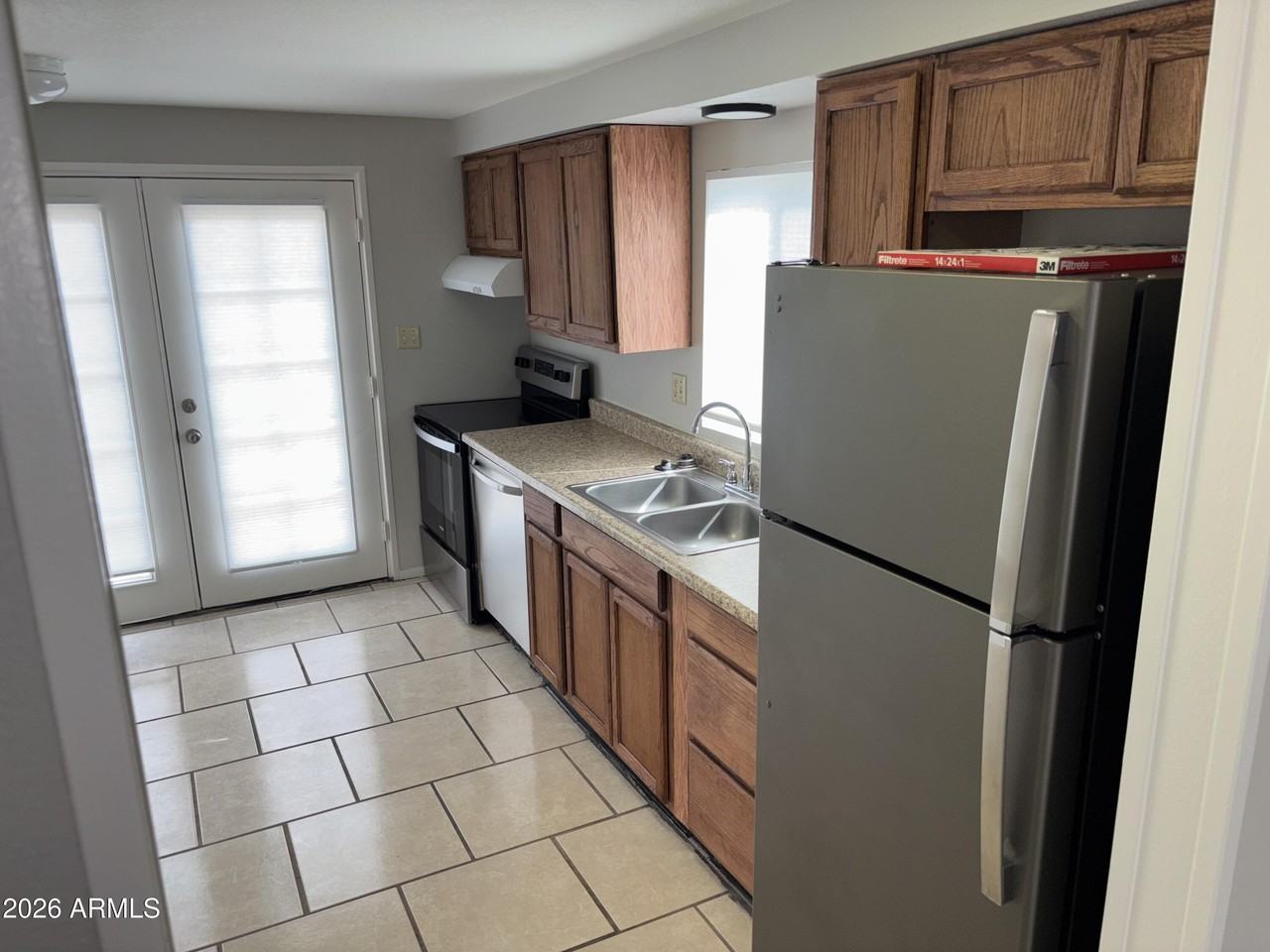 148 S 54th St #B - Photo 4 of 8
