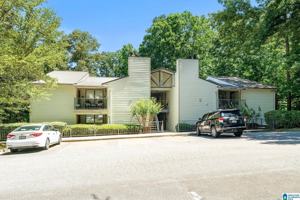featured image of 902 Gables Dr #902