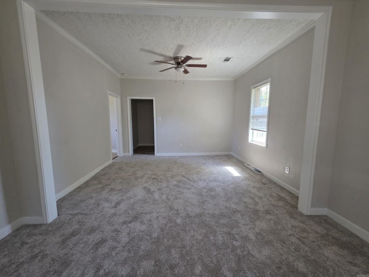 1212 Dennison St - Photo 7 of 13