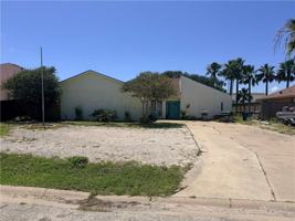 featured image of 14313 Goldfish St