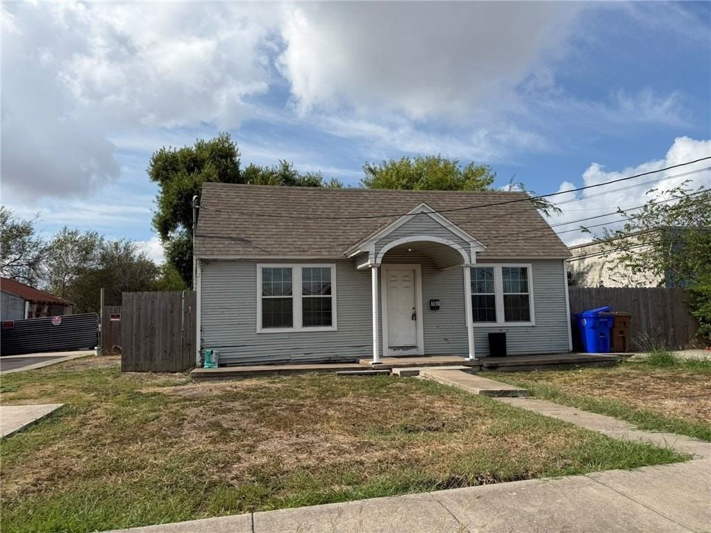 107 Blevins St - Photo 2 of 7