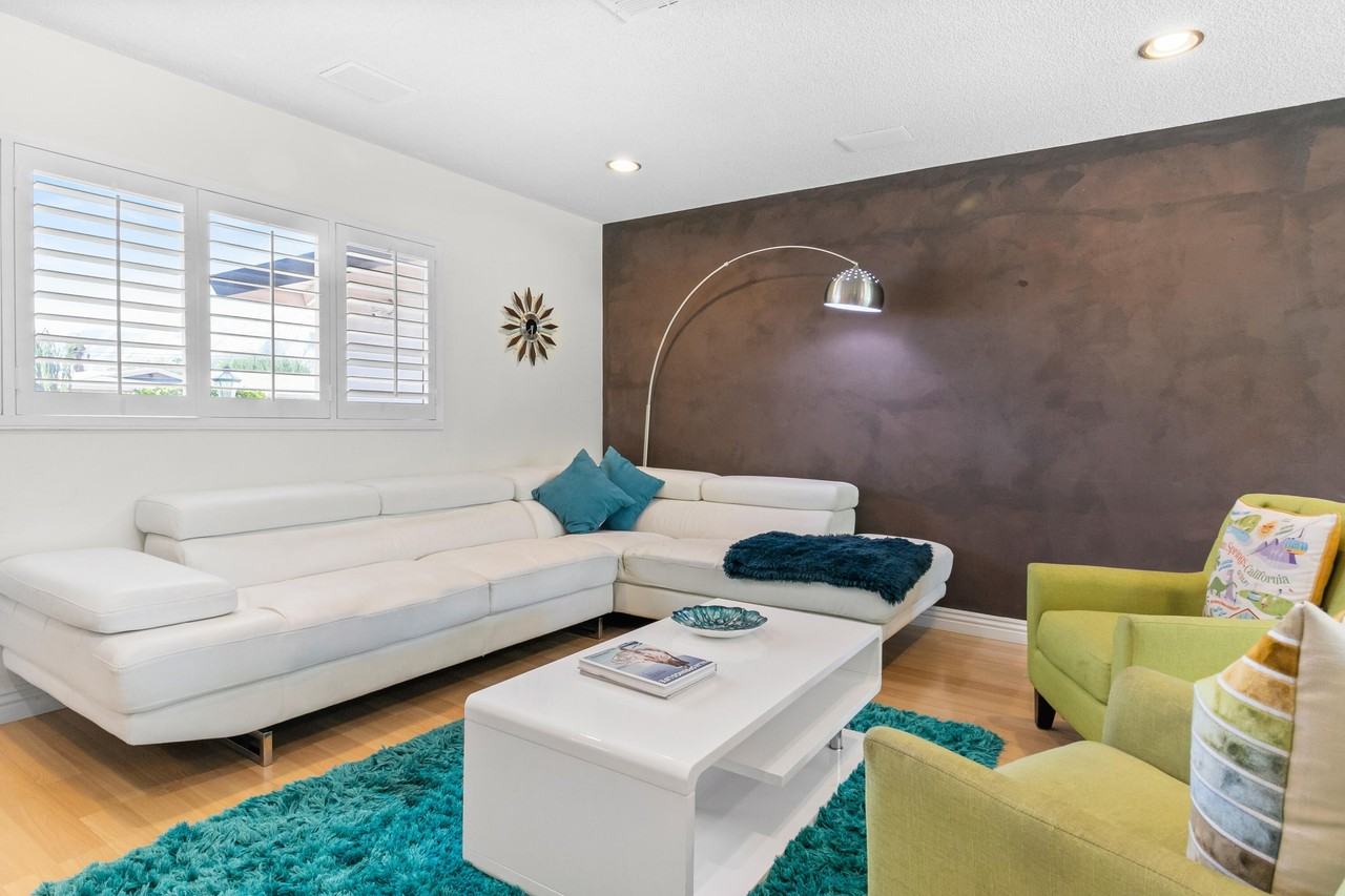 502 E Molino Rd - Photo 5 of 25