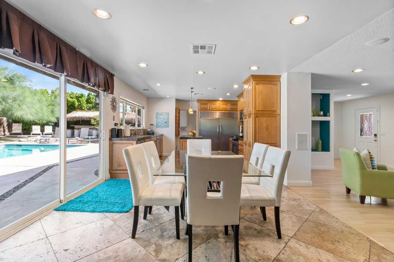502 E Molino Rd - Photo 7 of 25
