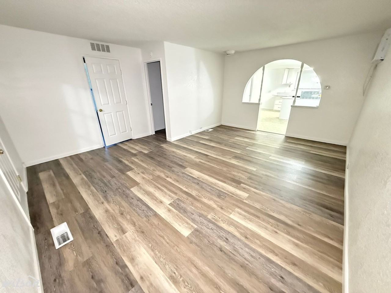 917 Fruitvale Blvd - Photo 2 of 33