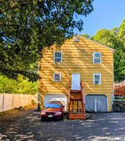 featured image of 2 Irving Pl #B