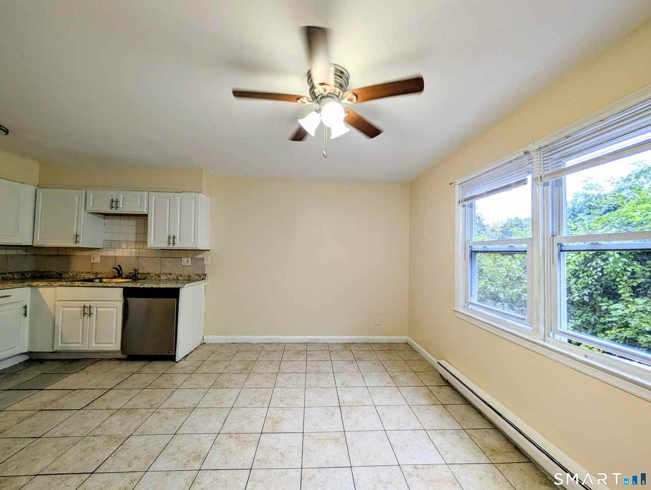 2 Irving Pl #B - Photo 7 of 21