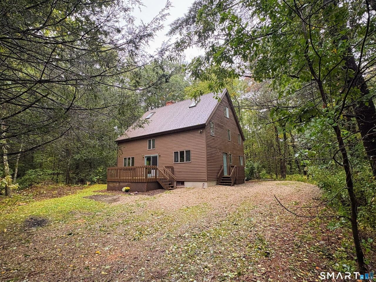 8 Equestrian Dr - Photo 2 of 22