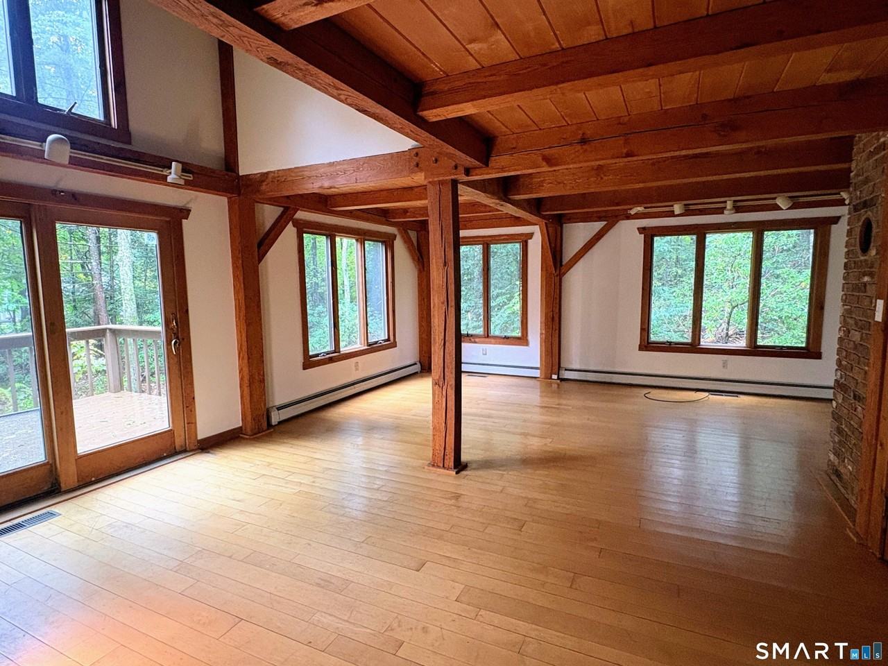 8 Equestrian Dr - Photo 6 of 22