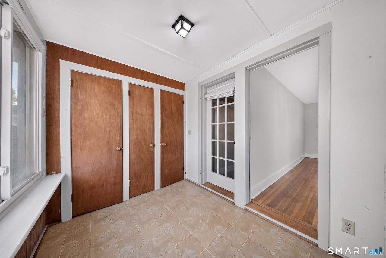 78 Waverly Ave #2ndFL - Photo 6 of 16