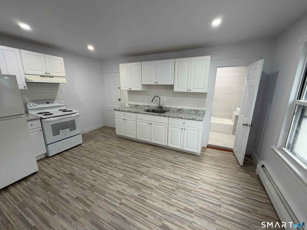 47 Railroad Ave #45 - Photo 6 of 16