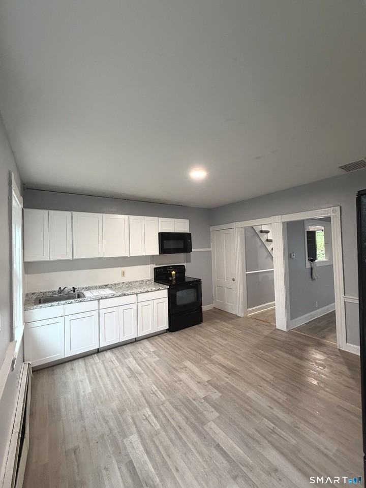 187 Prospect St - Photo 5 of 13