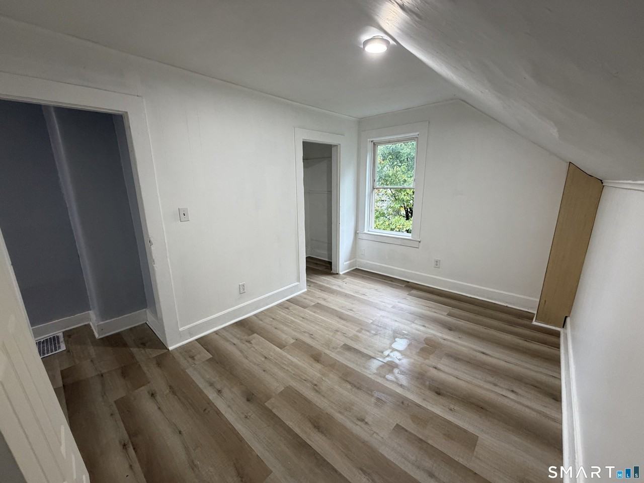 187 Prospect St - Photo 7 of 13