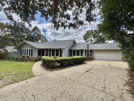 featured image of 406 Greenwood Way