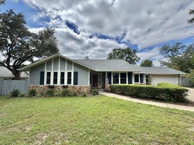 406 Greenwood Way - Photo 3 of 49