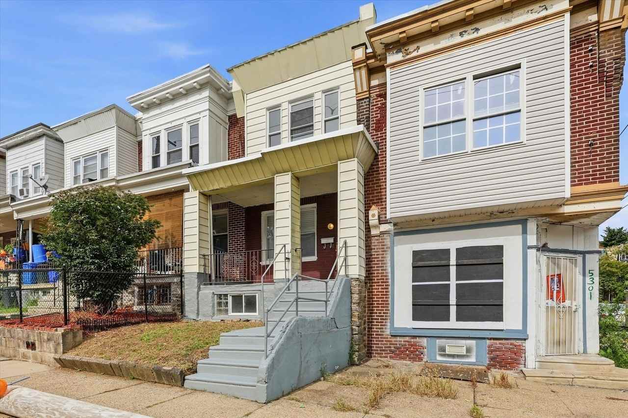 5303 Magnolia St #1 - Photo 3 of 32