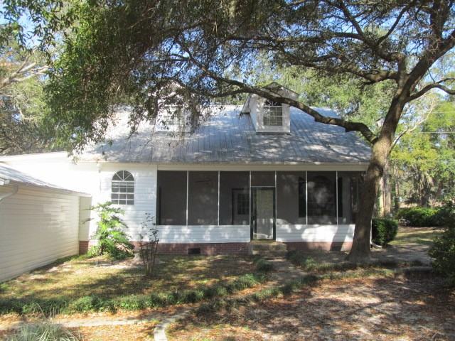 8325 Highpoint Rd - Photo 2 of 11