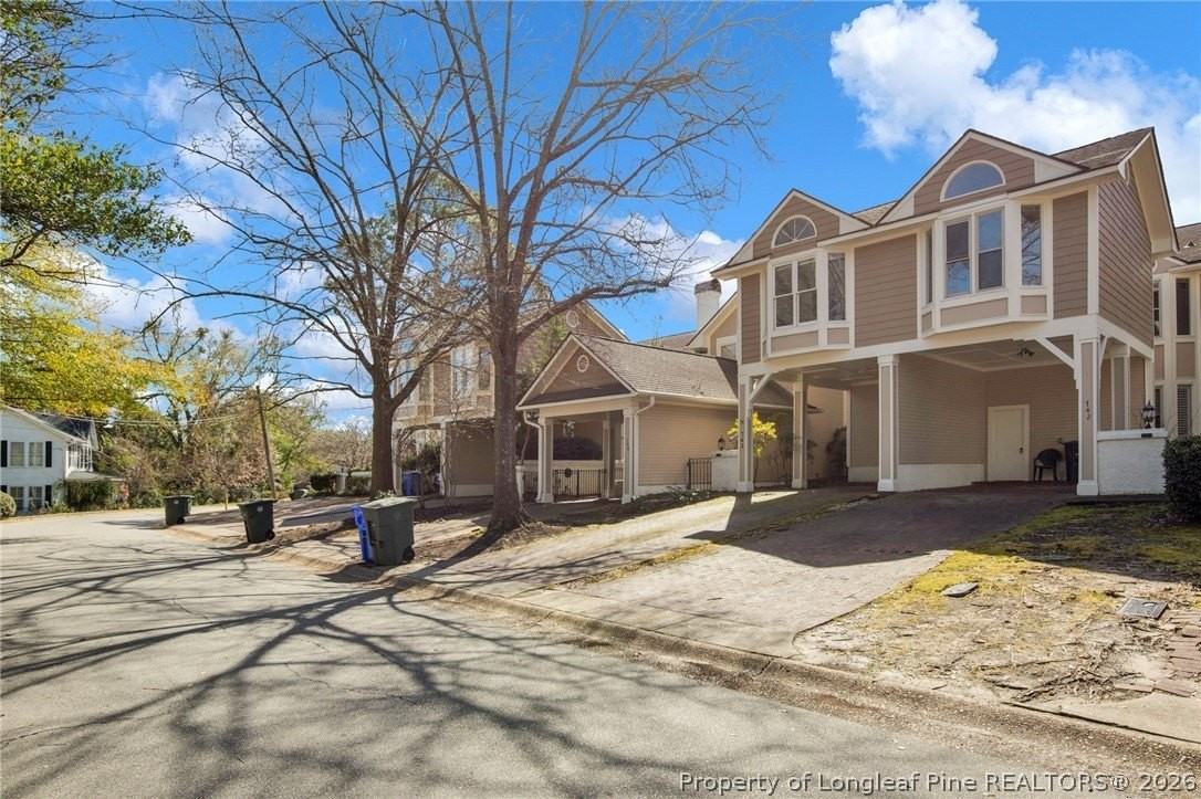 742 Victorian Pl - Photo 3 of 36