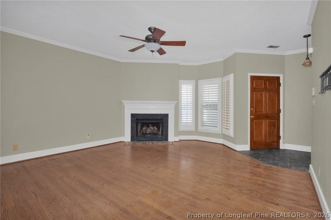 742 Victorian Pl - Photo 7 of 36