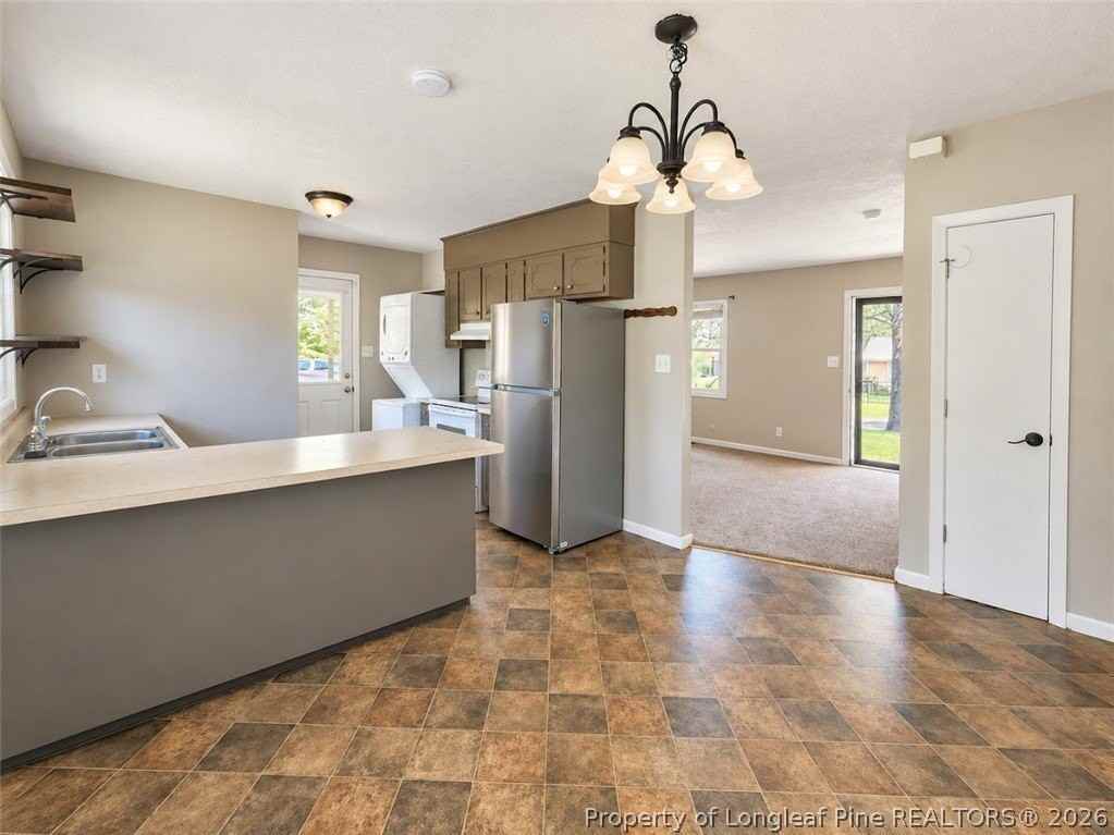 7259 Ainsley St - Photo 2 of 17