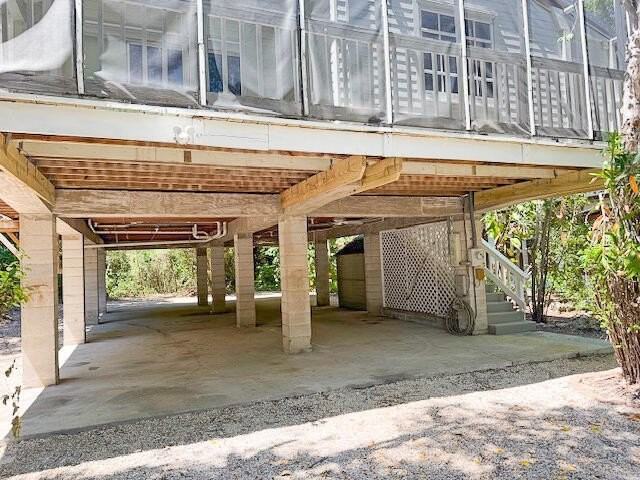 110 Arctic Avenue - Photo 4 of 24