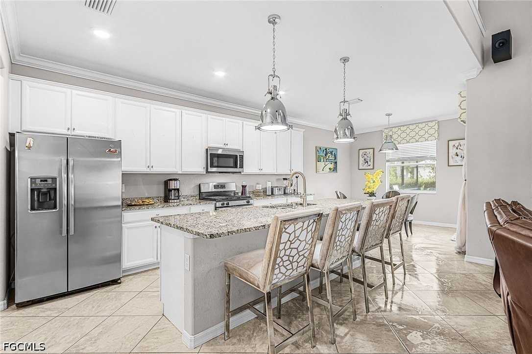 17589 Wayside Bnd - Photo 7 of 43