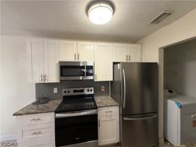 2875 Winkler Ave #506 - Photo 1 of 1