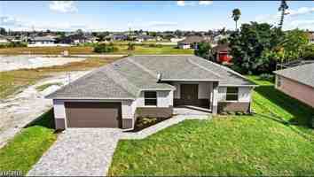 featured image of 1010 Ne 5th Ave