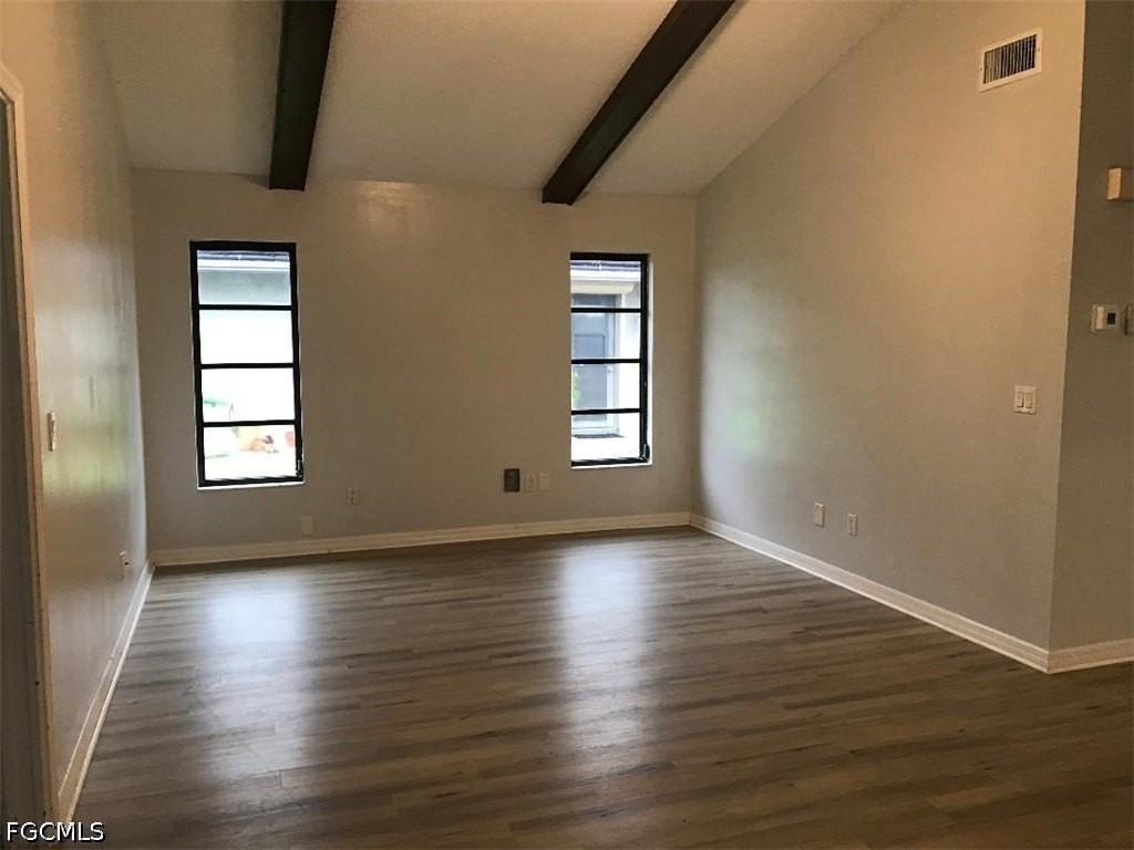1726 Se 10th Pl - Photo 6 of 16