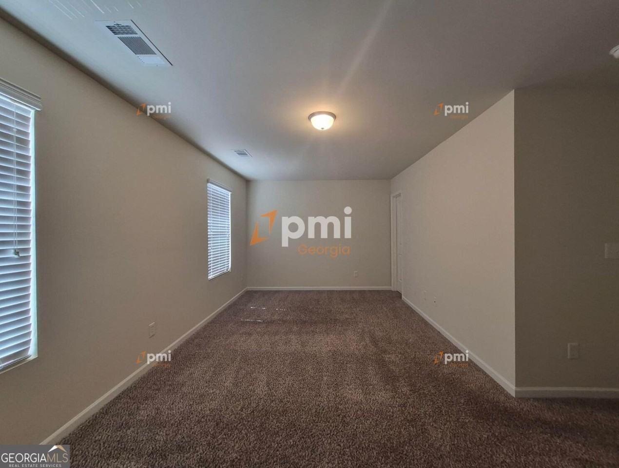 1236 Faye Ct - Photo 7 of 24