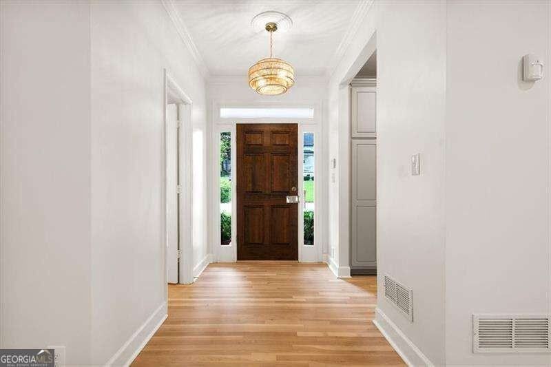 2190 Stephen Long Dr Ne - Photo 3 of 33