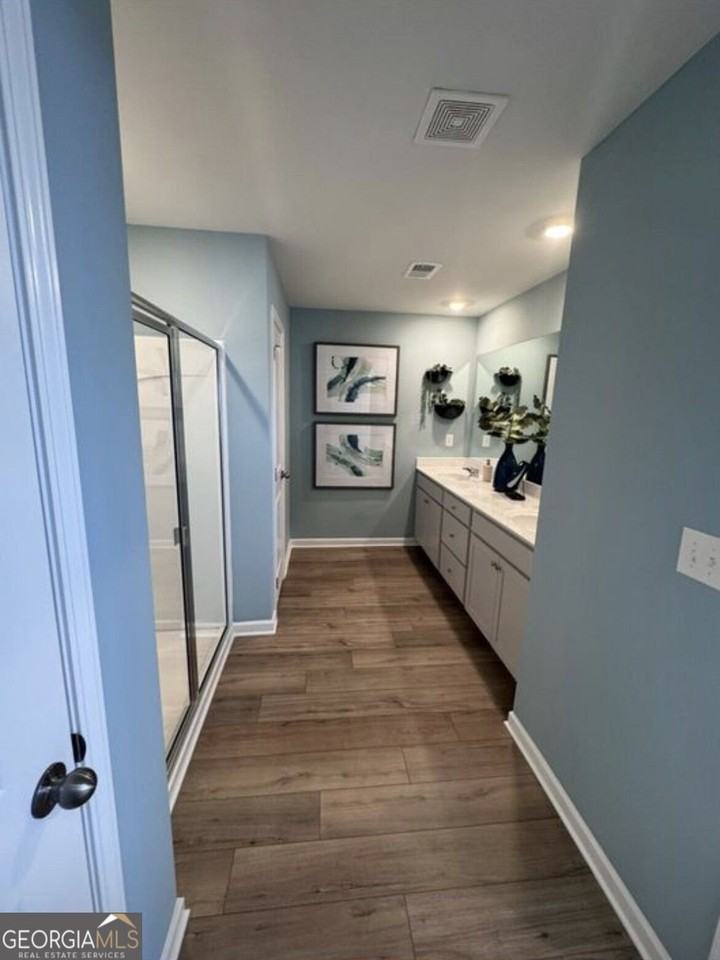 240 Vision Street - Photo 7 of 21