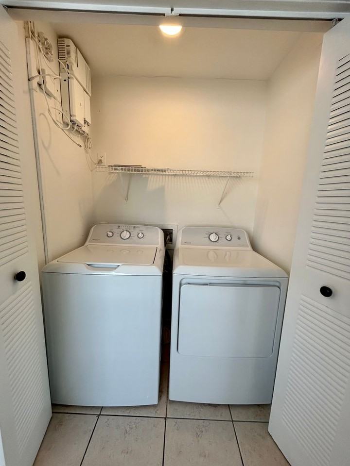 910 Alicia Ave Apt 4d #4D - Photo 5 of 17