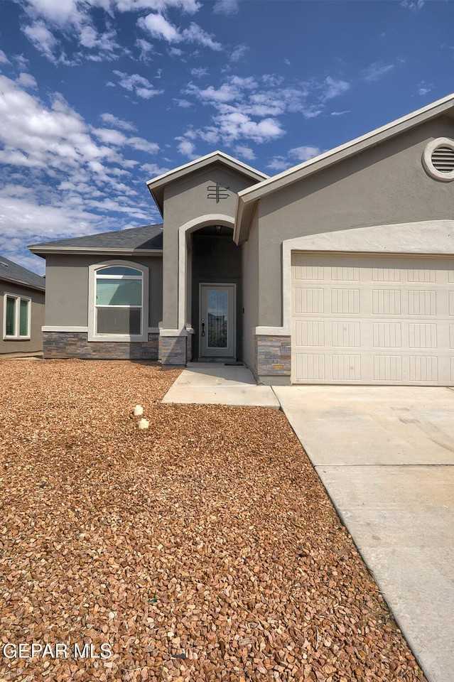 13849 Garforth Ave - Photo 5 of 39