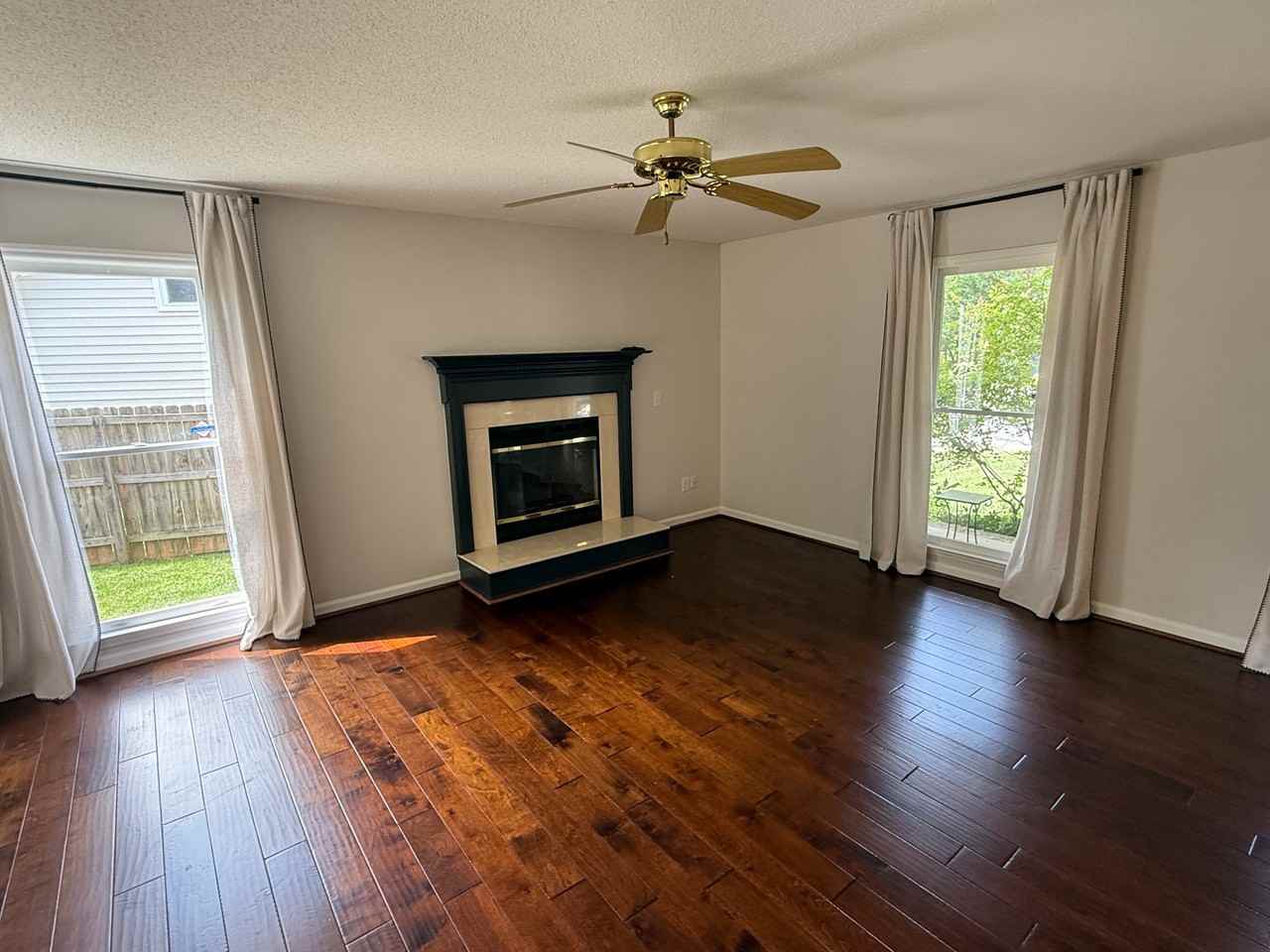 5109 Mountain Ash Ct - Photo 5 of 20