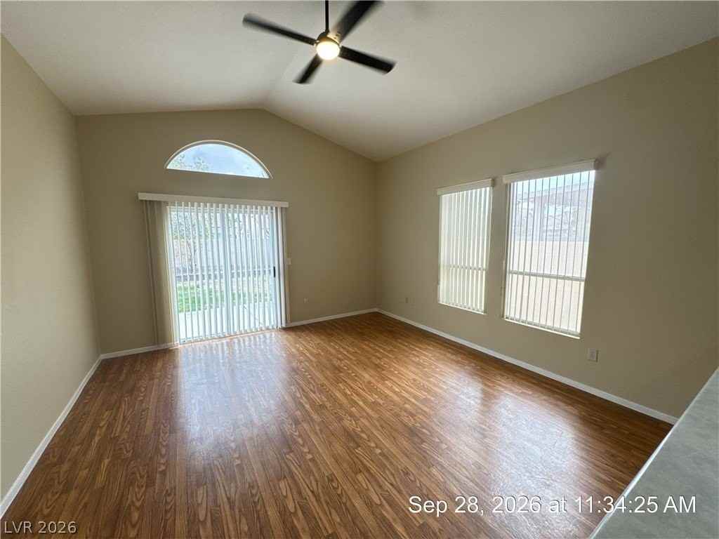9546 Lavarun Ct - Photo 7 of 30