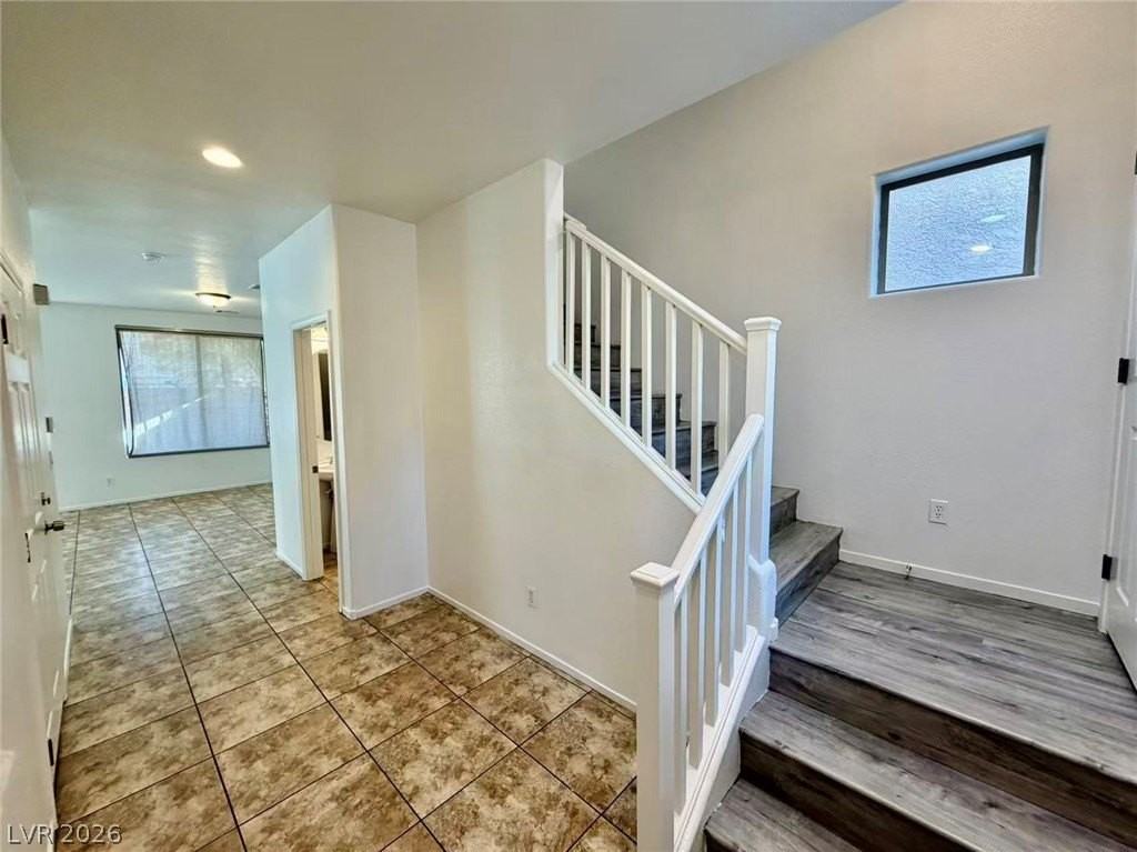 10029 Bonterra Ave - Photo 2 of 20
