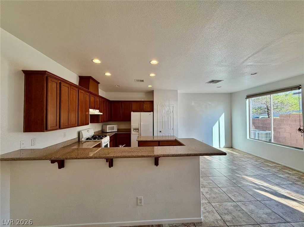 10029 Bonterra Ave - Photo 5 of 20