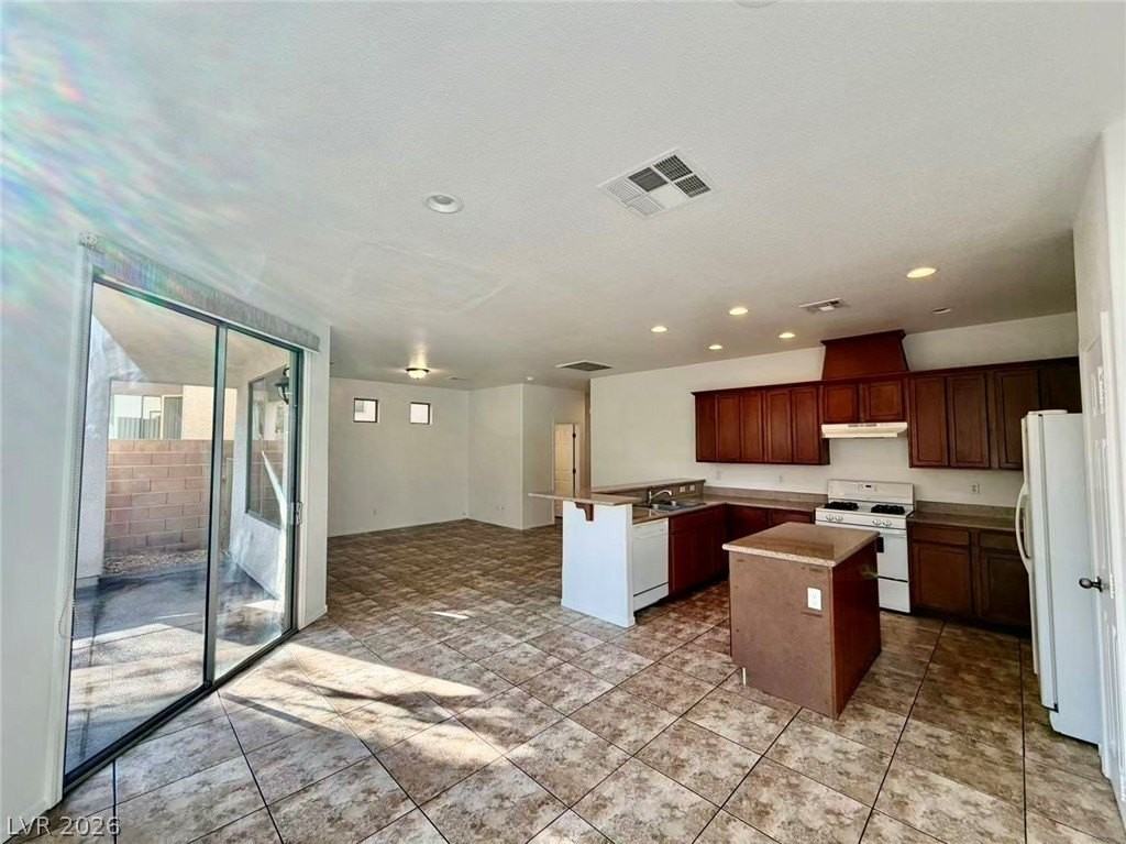 10029 Bonterra Ave - Photo 6 of 20