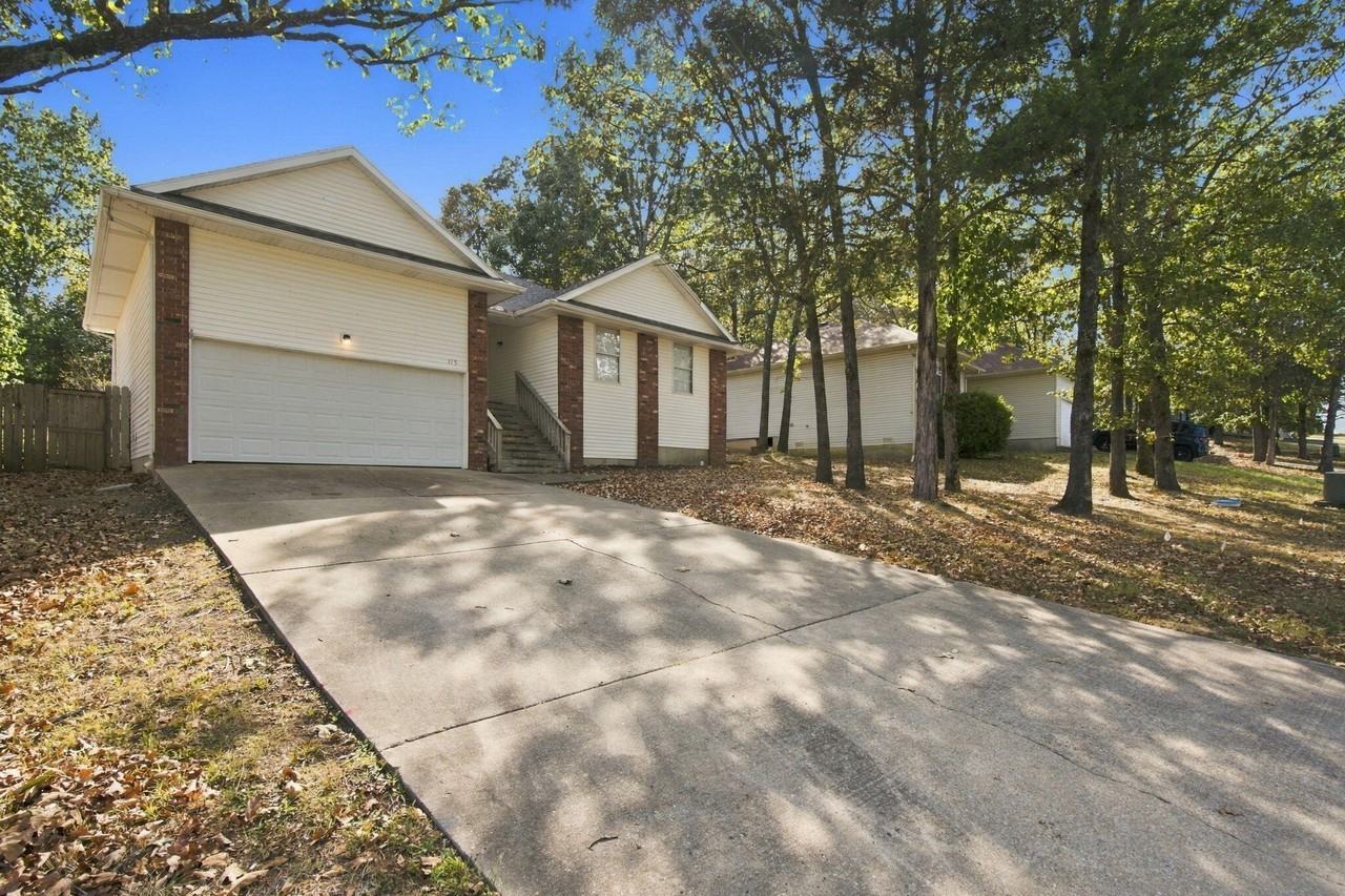 115 Richmond Heights Blvd - Photo 2 of 22