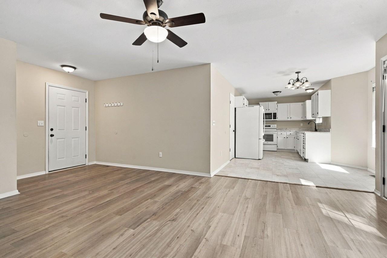 115 Richmond Heights Blvd - Photo 5 of 22