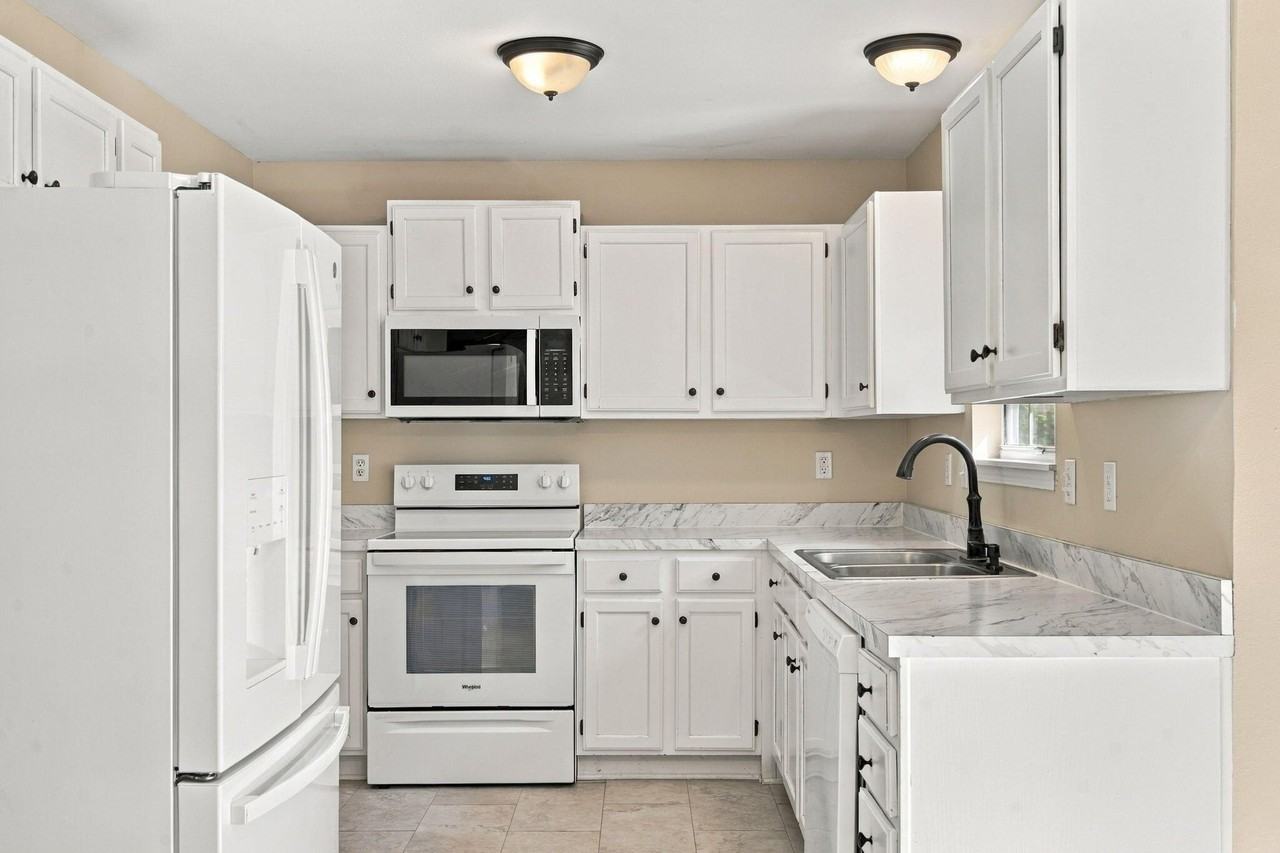 115 Richmond Heights Blvd - Photo 7 of 22