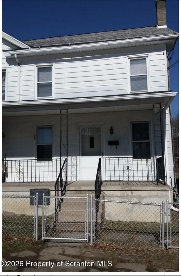 440 S 9th Ave - Photo 3 of 15
