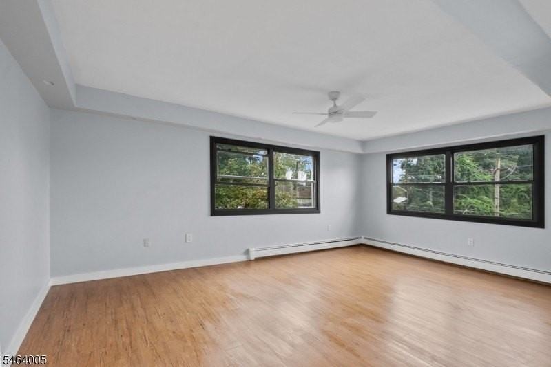 82 Garfield Ave #2 - Photo 3 of 19