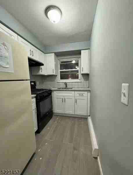213 S 2nd St - Photo 2 of 13