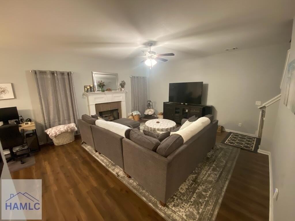 162 Carriage Way - Photo 2 of 33