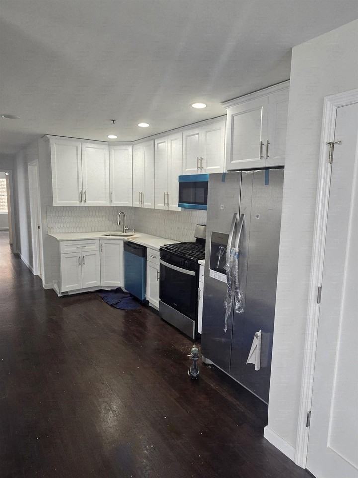 596 70th St #1 - Photo 3 of 12