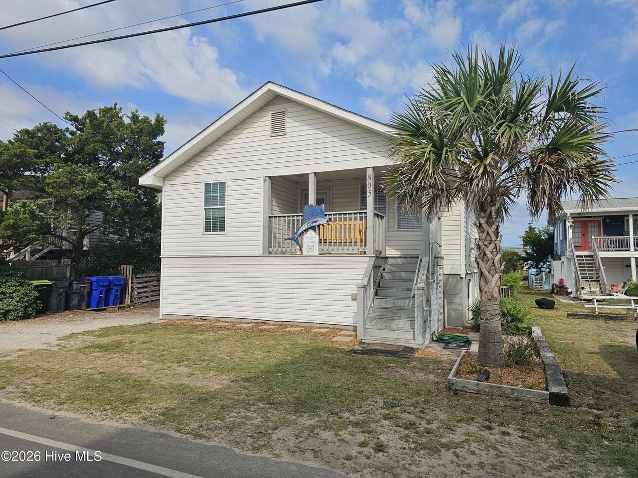 805 Carolina Beach Ave N - Photo 3 of 50